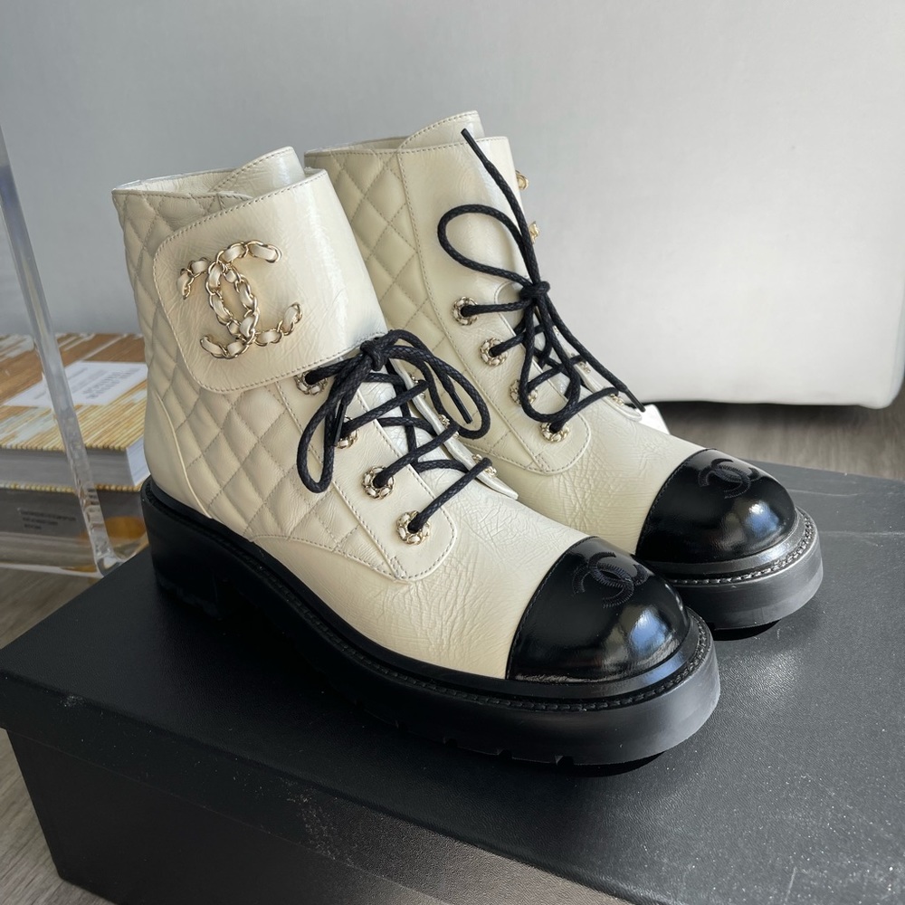 Chanel Combat Boots Never Worn brand new - Picture 5 of 5